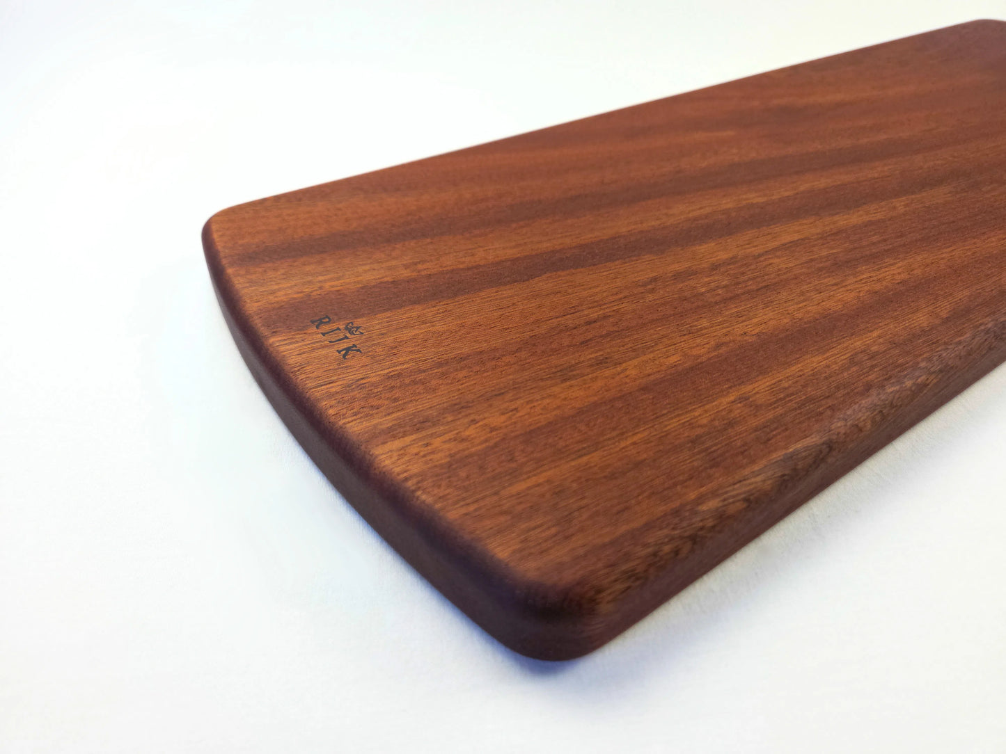 Rubrum – Luxe Houten Borrelplank XL (Massief Mahoniehout)
