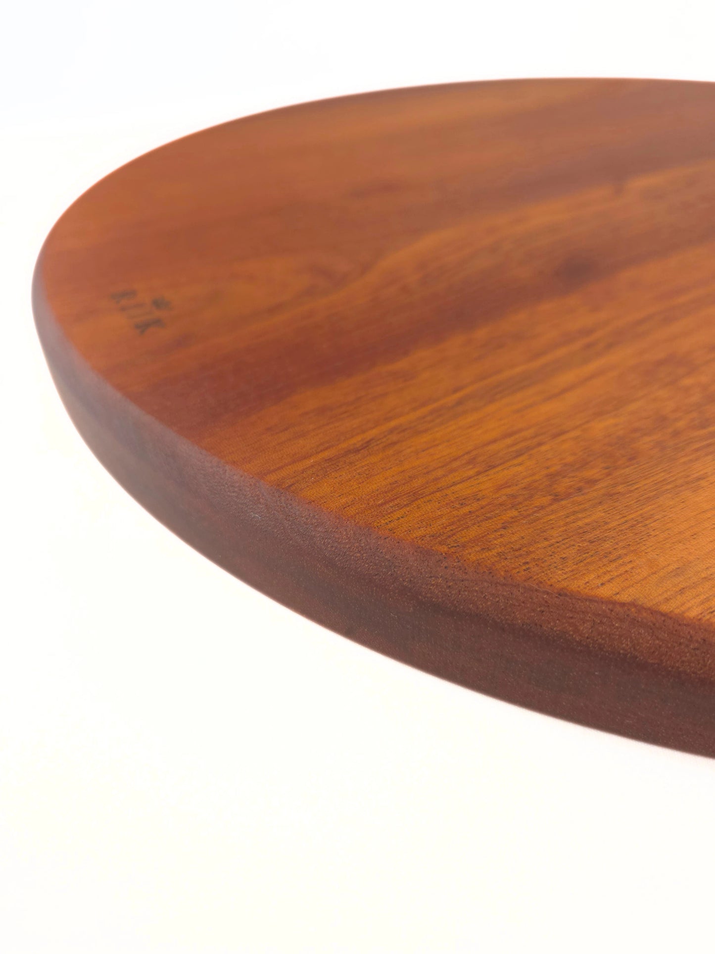 Eluro – Luxe ronde serveerplank Ø 40 cm (Mahonie, Kersen, Essen, Noten)